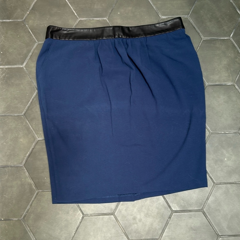 Mynt 1792 Navy Blue Mixed Media Mini Skirt Faux Leather Trim 16W Pockets